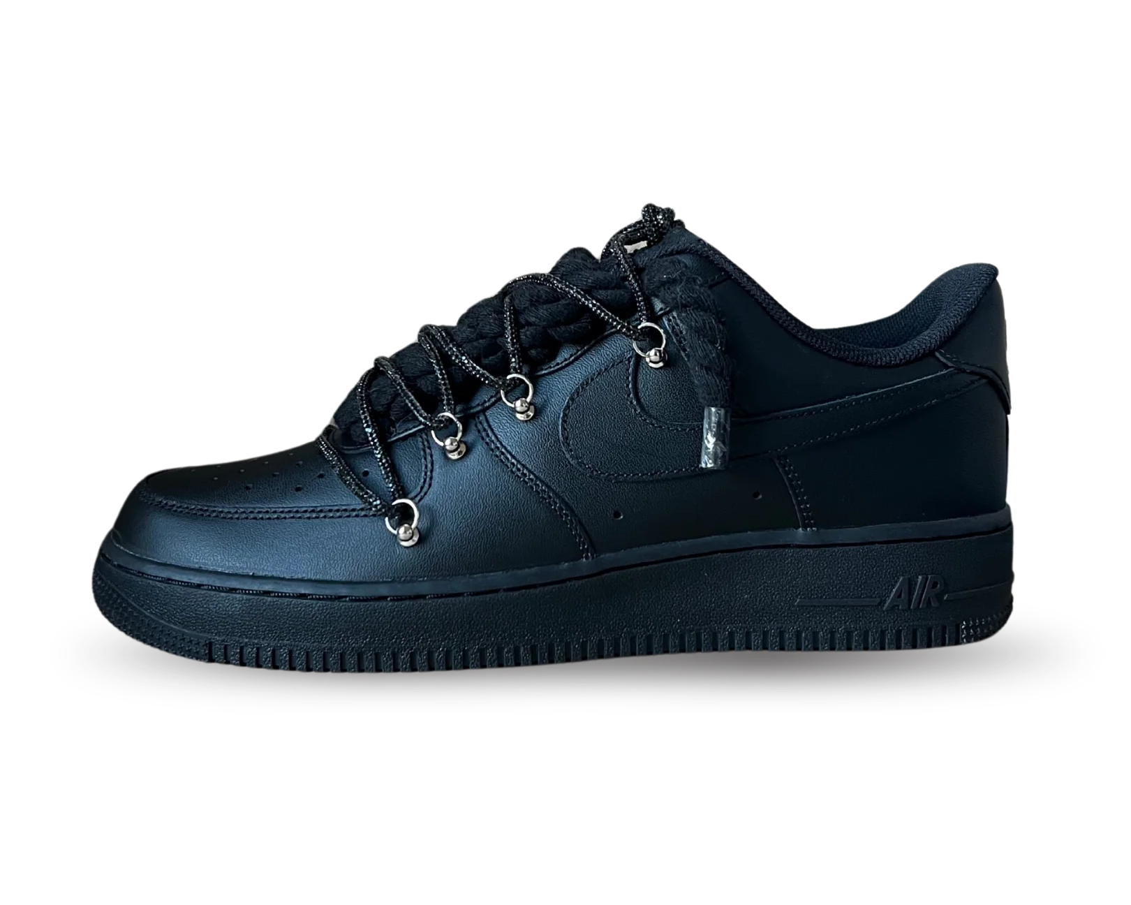 NIKE AIR FORCE 1 LOW 07 TRIPLE BLACK / BLACK ROPE DIAMOND BLACK LACE