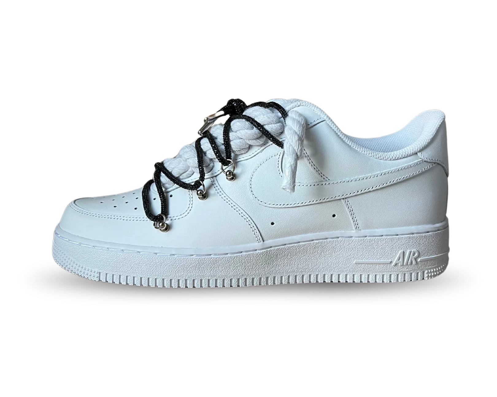 NIKE AIR FORCE 1 LOW 07 TRIPLE WHITE / WHITE ROPE DIAMOND BLACK LACE