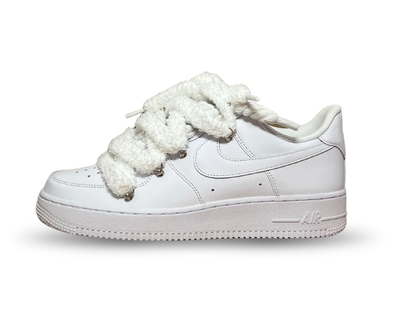 NIKE AIR FORCE 1 LOW 07 TRIPLE WHITE / WHITE ROPE FLUFFY WHITE LACE