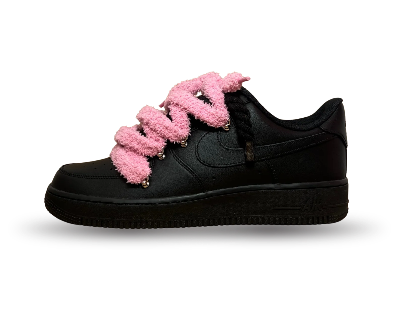 NIKE AIR FORCE 1 LOW 07 TRIPLE BLACK / BLACK ROPE FLUFFY PINK LACE