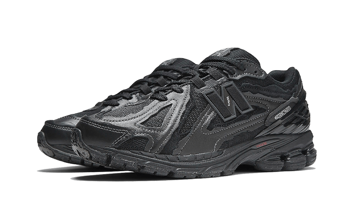 NEW BALANCE 1906D PROTECTION PACK BLACK LEATHER Rdrop